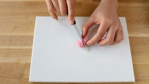 Minh Cakes Mini Rose Tutorial