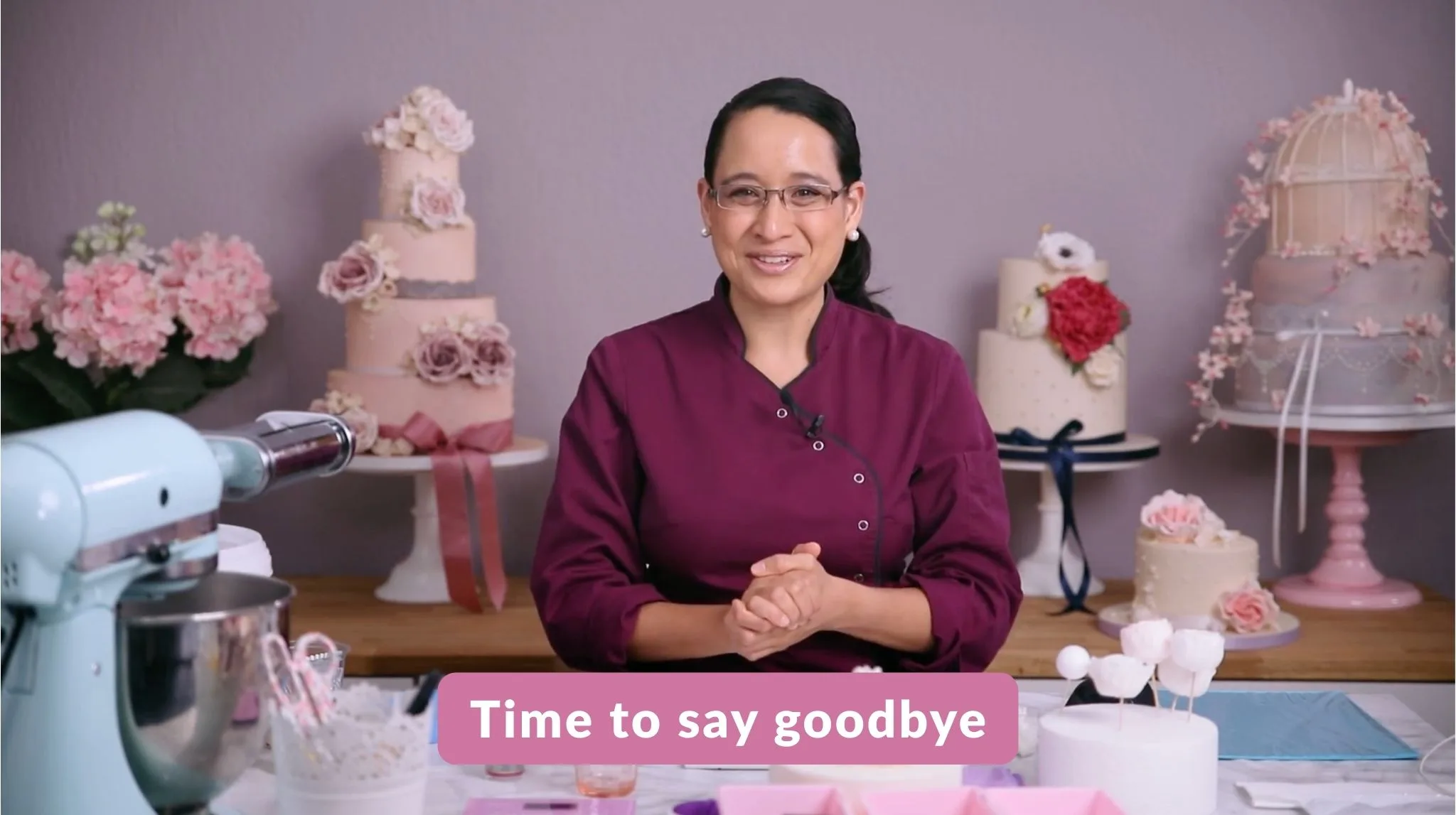 Xuân-Minh is saying goodbye.